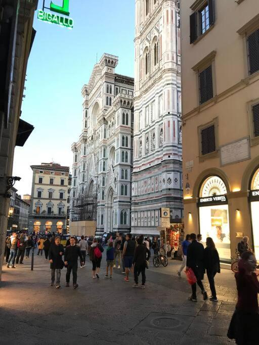 Small Studio, Donatello, Next To The Duomo Of Apartment *